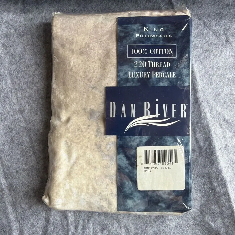 2 NEW LUXURY PERCALE KING  PILLOWCASES  Dan River Tranquale Gray & white flowers